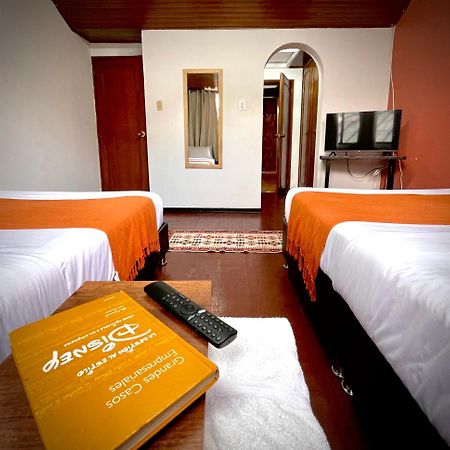 Way Maker 1 Hotel Богота Екстериор снимка
