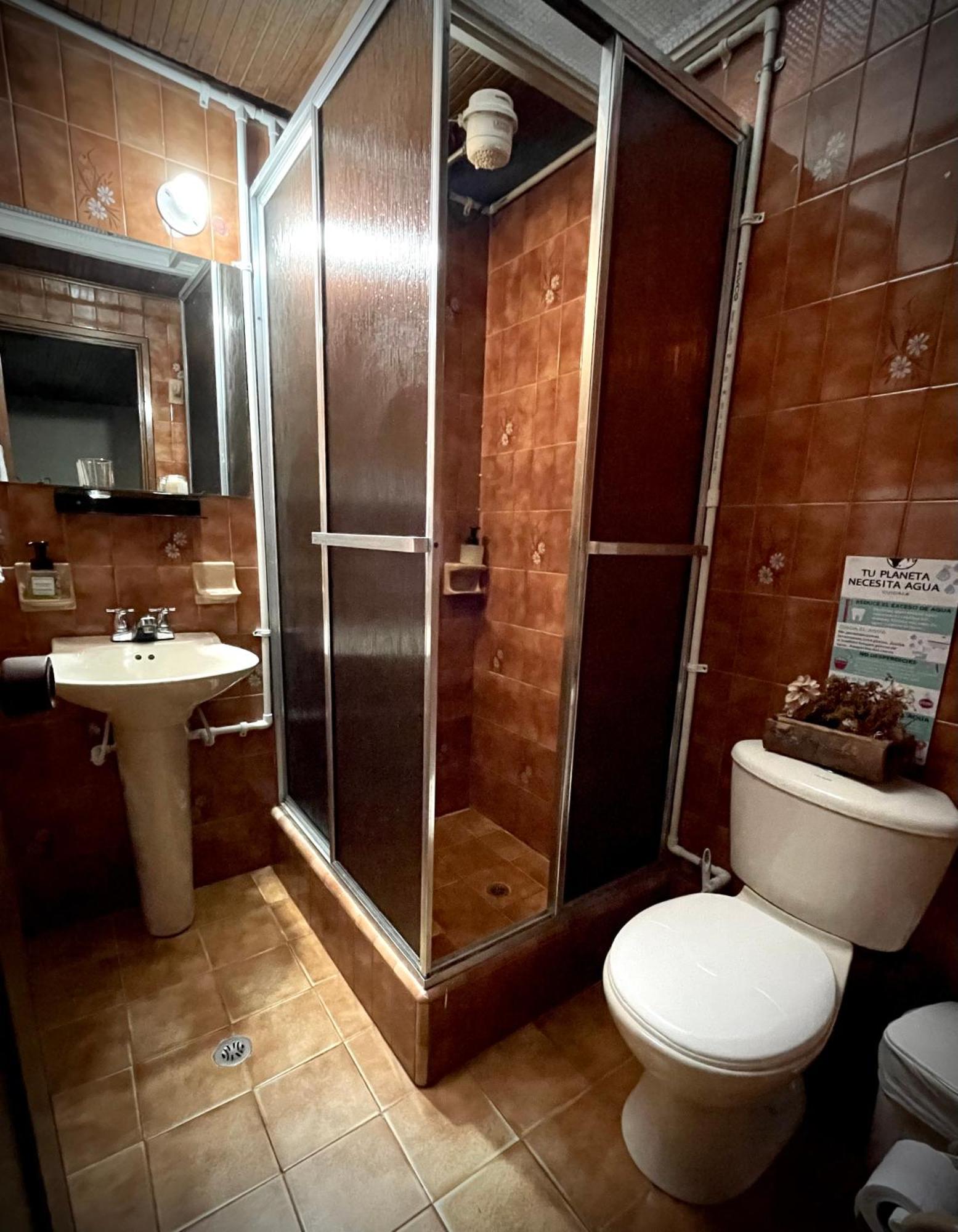 Way Maker 1 Hotel Богота Екстериор снимка