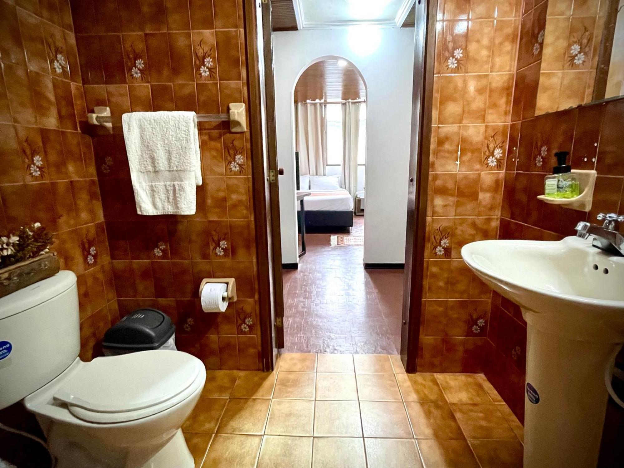 Way Maker 1 Hotel Богота Екстериор снимка