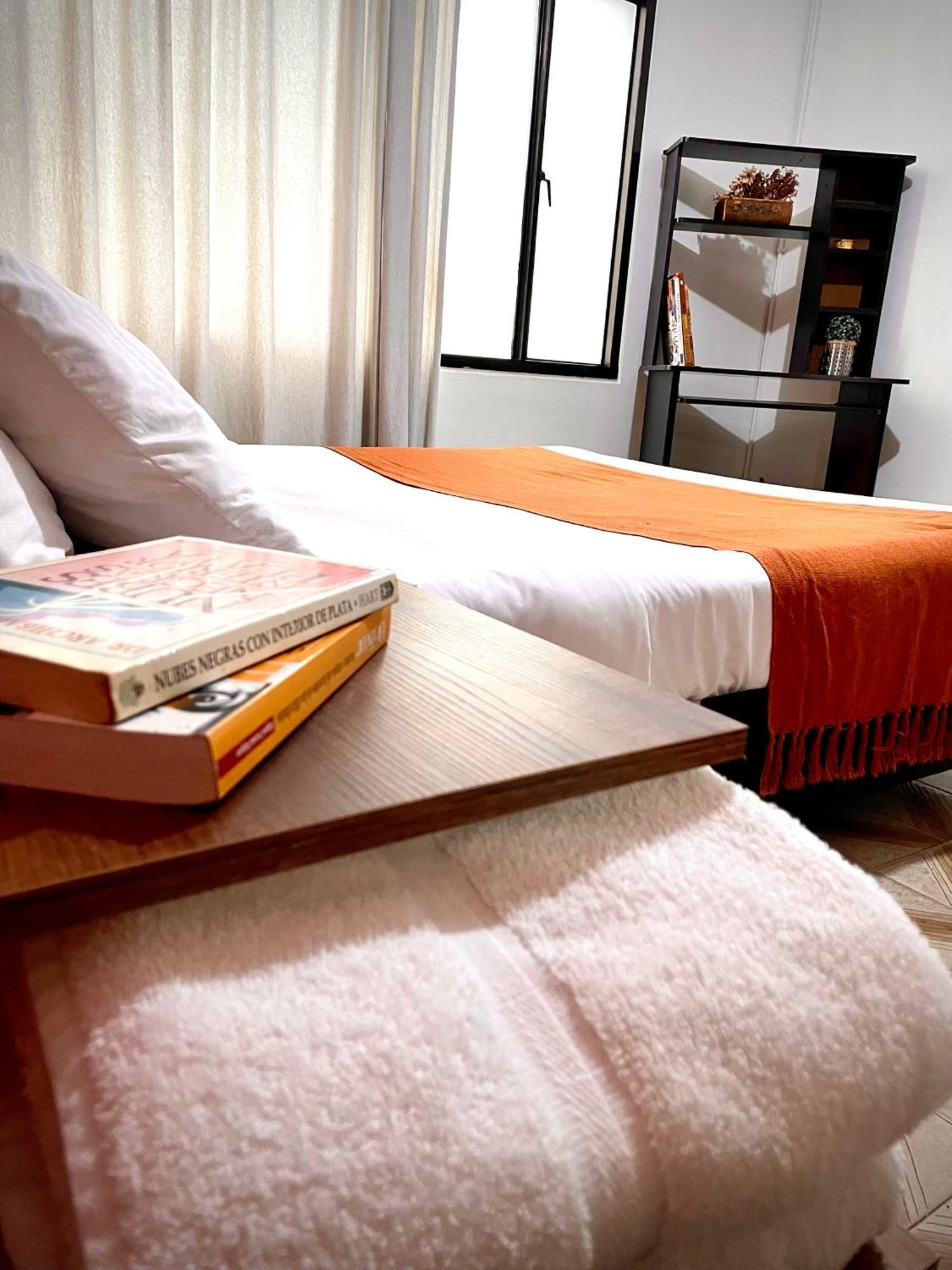 Way Maker 1 Hotel Богота Екстериор снимка